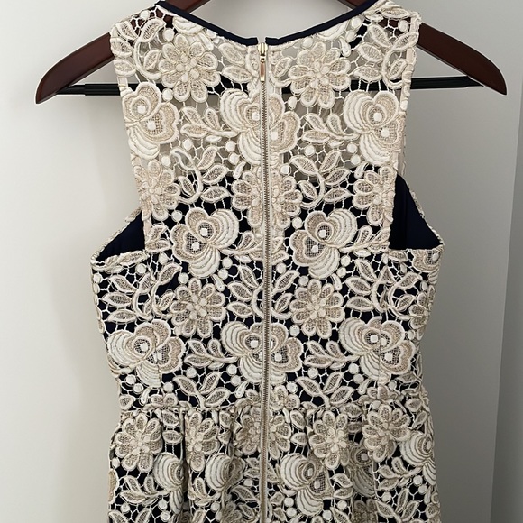 Club Monaco dress - Picture 4 of 4